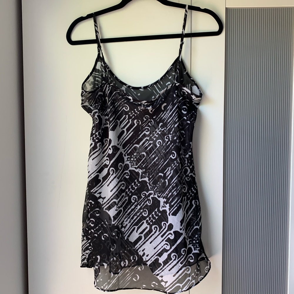 Sheer patterned spaghetti strap top - Picture 2 of 7